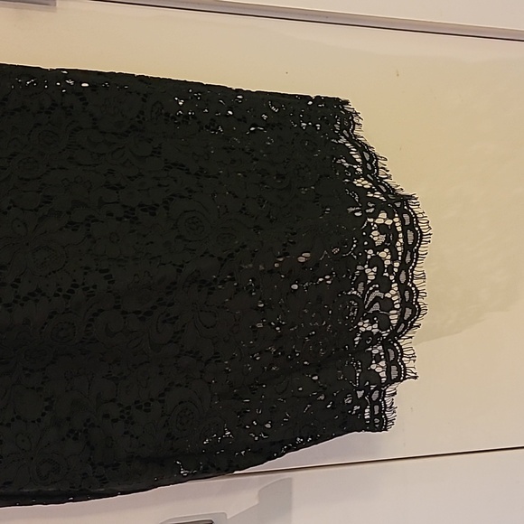 Express sexy lace dress 6 - Picture 3 of 12